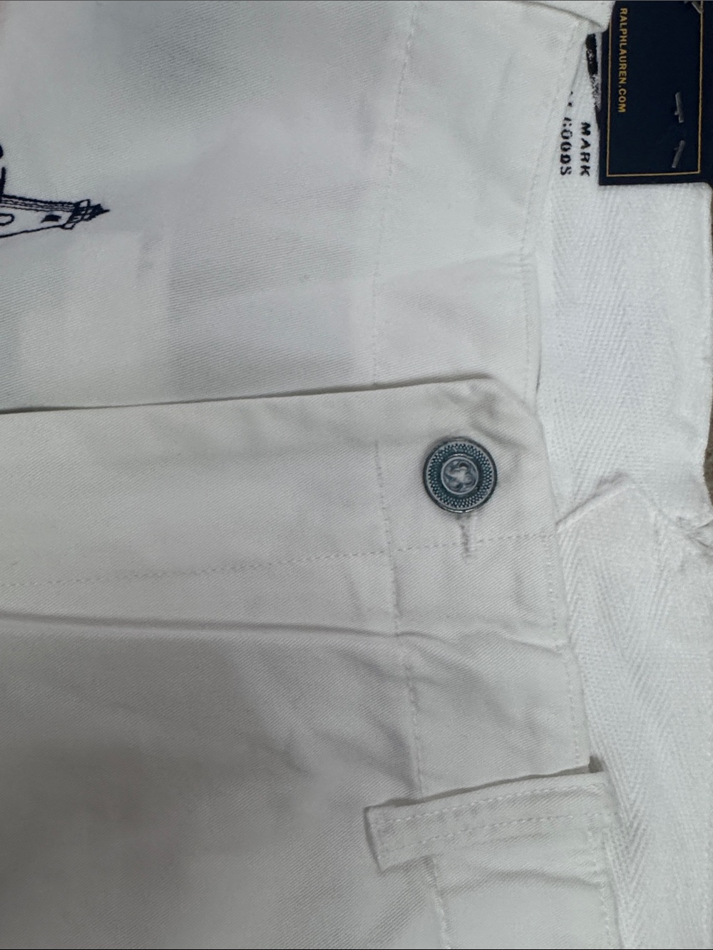 Polo by Ralph Lauren White Men's Flat-Front Lighthouse Embroidered Shorts - Picture 3 of 6